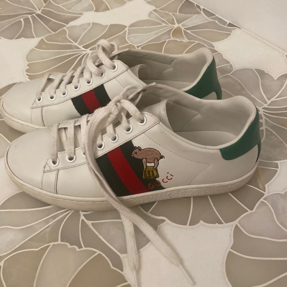 Gucci shoes